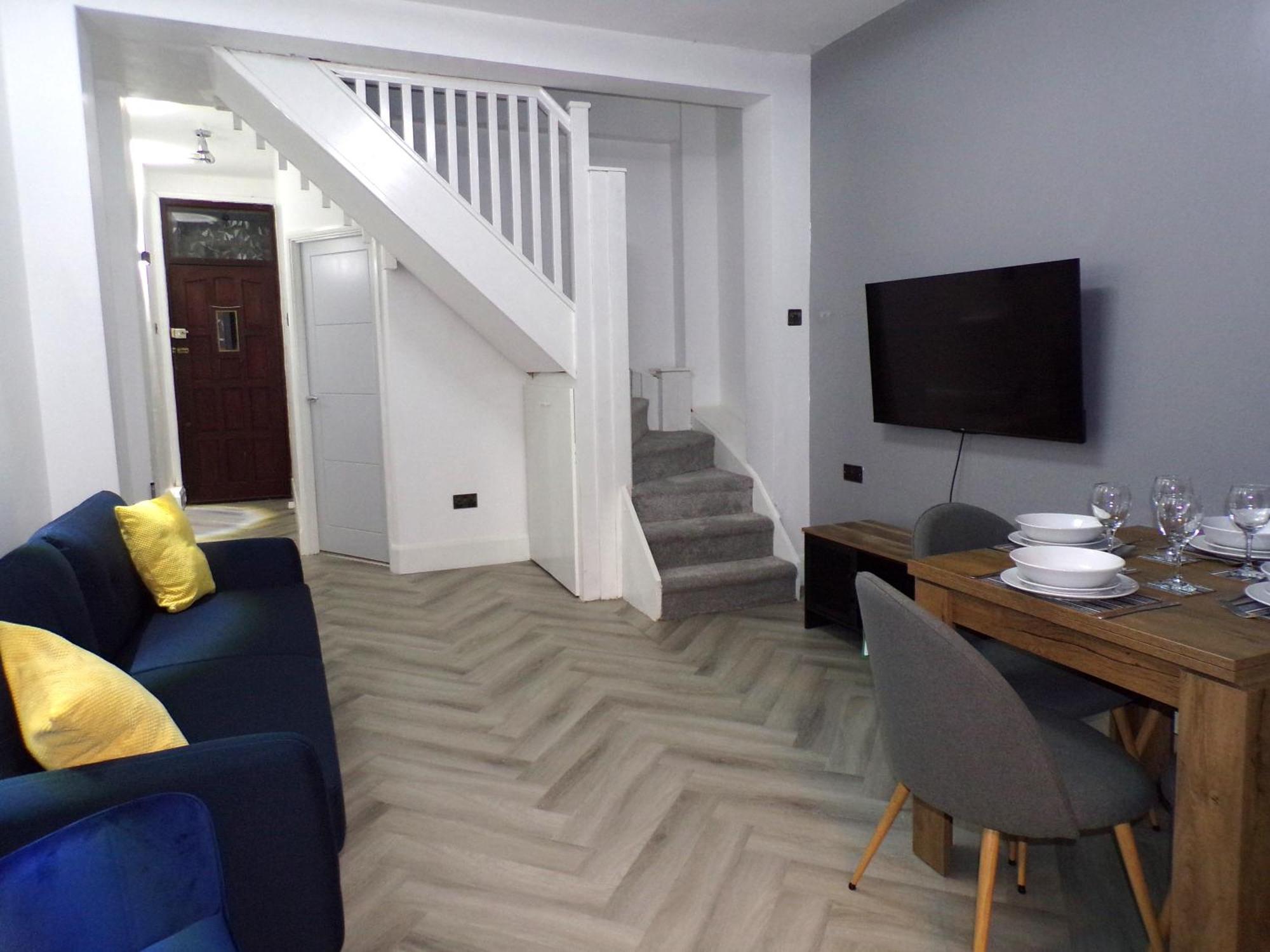Hazelhurst House - 4 Bedrooms 2 Bathrooms Stoke-on-Trent Exterior foto
